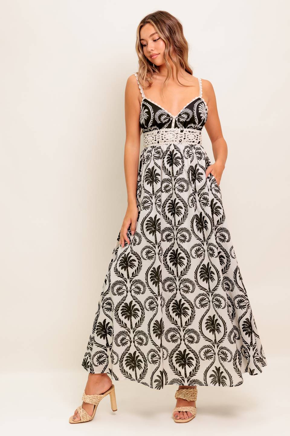 MEET ME FOR TEA WOVEN MAXI DRESS Flying Tomato